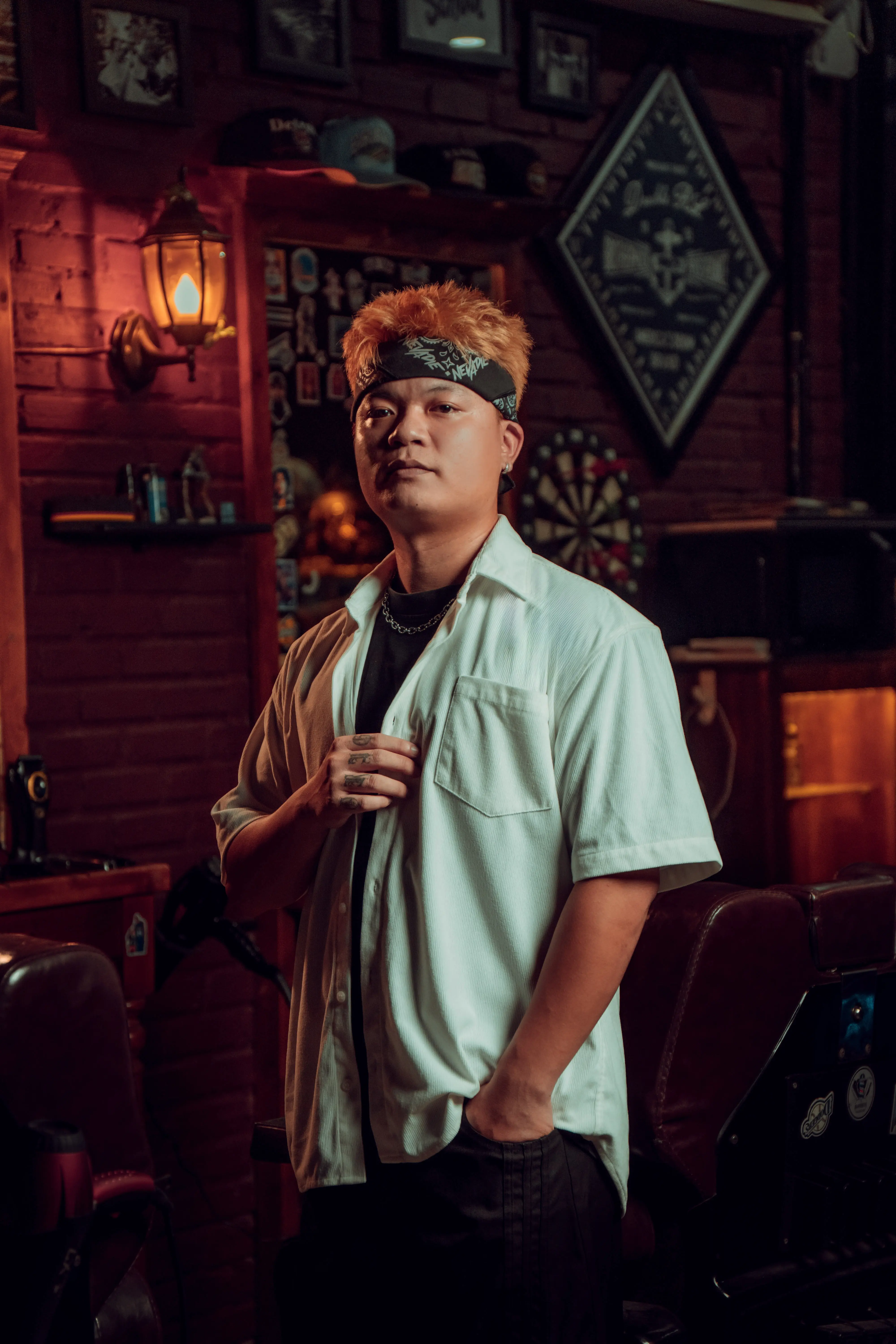 DUY LOCS, BARBER